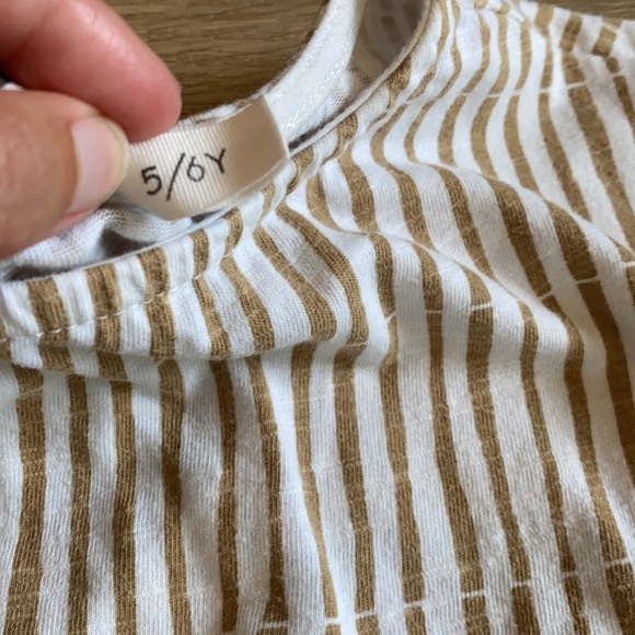 Mainio t-shirt size 5/6 - Picture 3 of 3